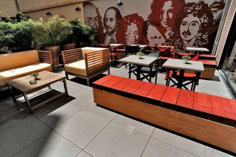 Hotel Ibis Styles Centre Comedie 3*